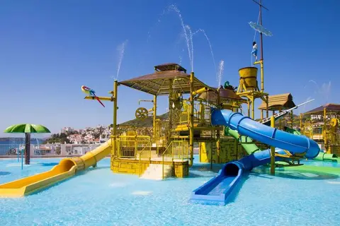 Carema Club Resort in es Mercadal — foto 3