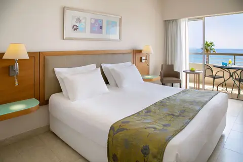 Atlantica Miramare Beach in Limassol — foto 12