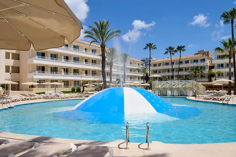 Fly & Go Fergus Club Mallorca Waterpark in Calvià — foto 38