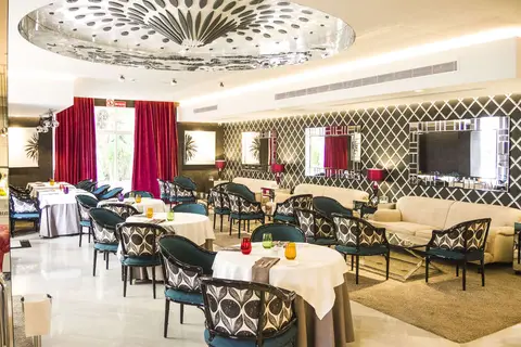 Aparthotel Monarque Sultan in Marbella — foto 18