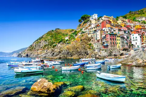 Ontdek de parels van Cinque Terre, Toscane en Venetië in Pescara — foto 9