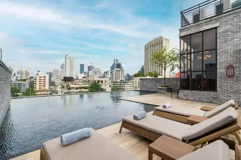 The Coach Hotel Bangkok in Bangkok