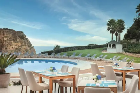 Tivoli Carvoeiro Algarve Resort in Lagoa e Carvoeiro