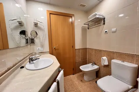 Hotel Maya Alicante in Alicante — foto 8