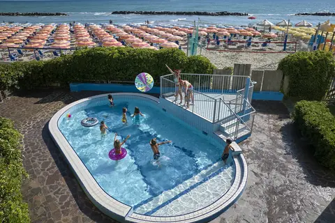 Serena Majestic Residence in Montesilvano — foto 12