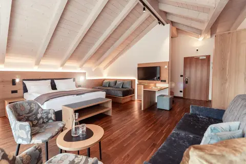 Hotel Blitzburg in Bruneck - Brunico — foto 15