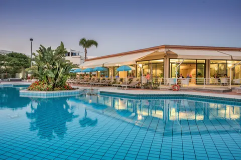 Fly & Go Acacia Resort in Campofelice di Roccella — foto 12