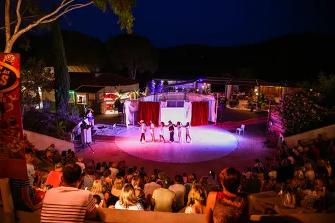 Camping Le Parc De Bormes foto 15