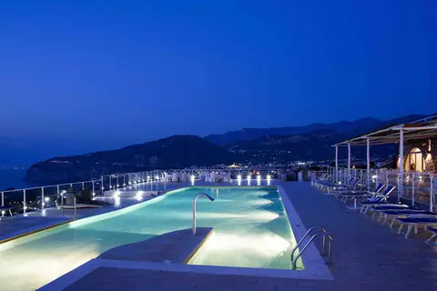Art Hotel Gran Paradiso in Sorrento, foto 13