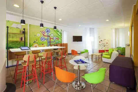Ibis Styles Napoli Garibaldi in Napels, foto 9