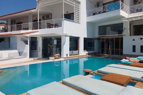 Aria Hotel in Achladias