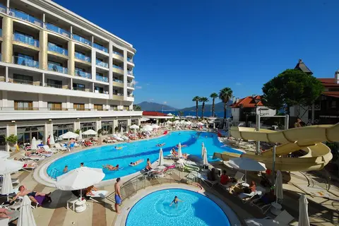Golden Rock Beach Hotel in Marmaris — foto 2