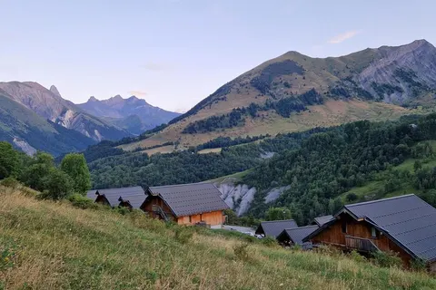 Les Chalets des Ecourts in Saint-Jean-d'Arves — foto 5