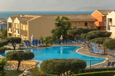 Mareblue Beach Corfu Resort in Περίθεια — foto 26