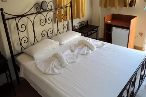 Paris in Rhodos — foto 4