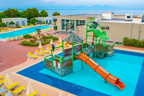 Karya Family Resort Hotel in Menderes — foto 27