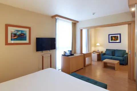 Sercotel Porta Barcelona in Sant Just Desvern — foto 4