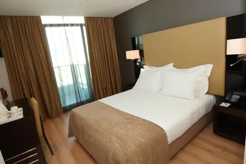 Turim Alameda Hotel in Almada — foto 10