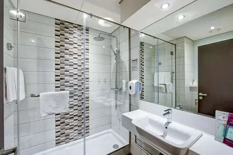 Premier Inn Dubai Ibn Battuta Mall in Premier Inn Ibn Battuta — foto 17