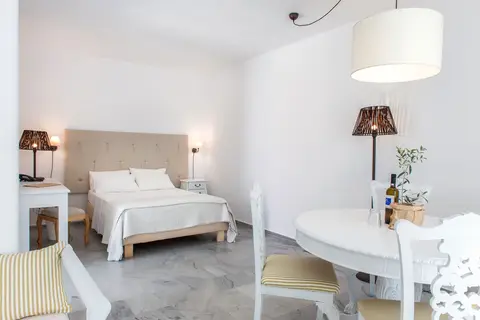 Paros Land Hotel in Αλυκή — foto 14