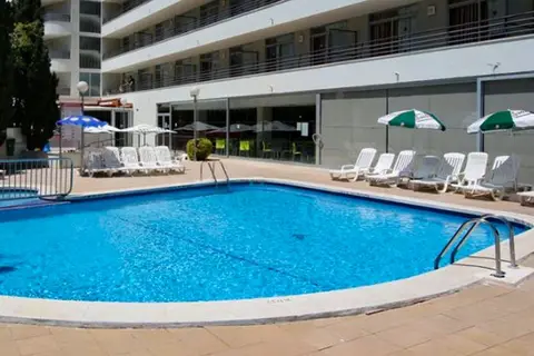 Aparthotel Esmeraldas in Tossa de Mar — foto 2