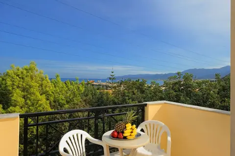 Maria Lambis in Δημοτική Ενότητα Μαλίων — foto 16