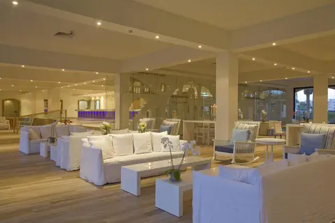 Sandy Beach Hotel & Spa in Larnaca — foto 21
