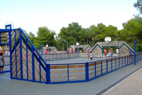 Vilanova Park in Vilanova i la Geltrú — foto 7