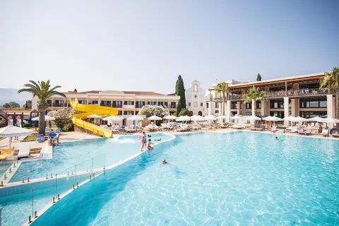 Roda Beach Resort foto 3