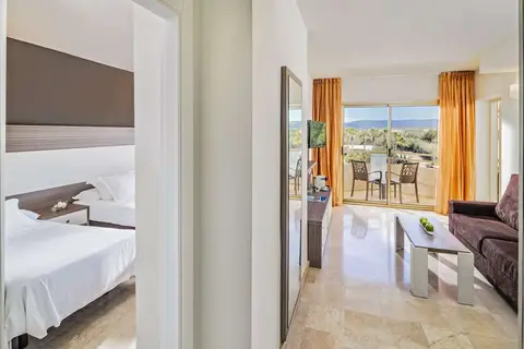 H10 Cambrils Playa in Cambrils — foto 21