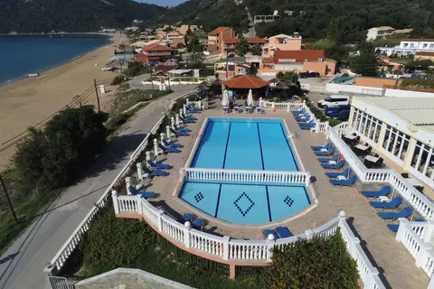 Belle Helene Hotel in Βαθύ — foto 6