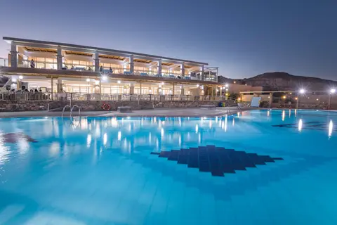 Grand Blue Beach Hotel in Καρδάμαινα — foto 7