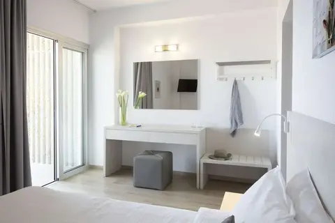 Harmony Bay Hotel in Limassol — foto 20