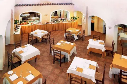 Colonna Hotel Du Golf in Terranoa/Olbia, foto 6