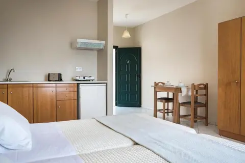 Antonia Hotel in Βλαχάτα — foto 13