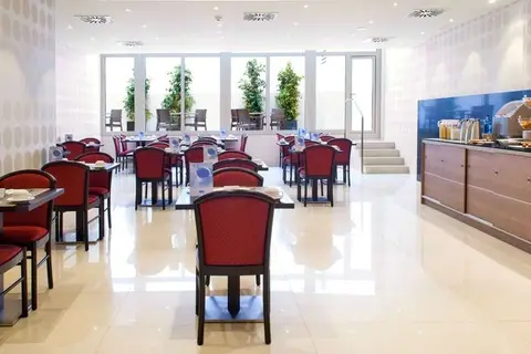 Hotel Lugano Barcelona in Barcelona — foto 6