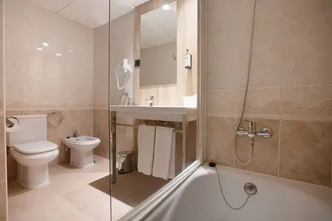 Ponient Dorada Palace by PortAventura World in Salou — foto 13