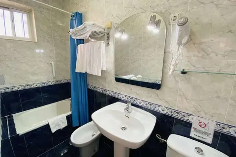 Hotel Los Jazmines in Torremolinos — foto 19