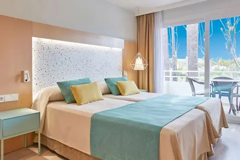 Universal Aparthotel Elisa in Playa de Muro — foto 30