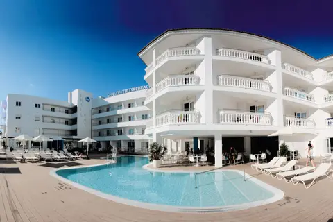 Hotel Triton Beach in Cala Ratjada