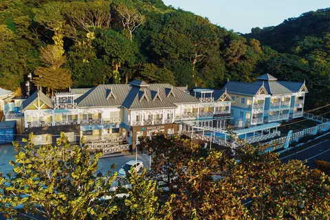 Manta Lodge Hotel and Dive Centre in Speyside