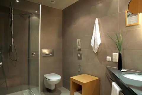 Lazart Hotel in Θεσσαλονίκη — foto 16