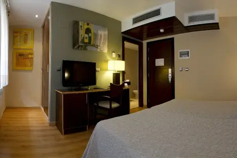 Hotel Ciudad de Sabiñánigo in Pyreneeën — foto 13