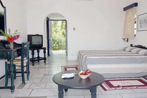 Sunrise Village Beach Hotel in Καλαμάκι — foto 9