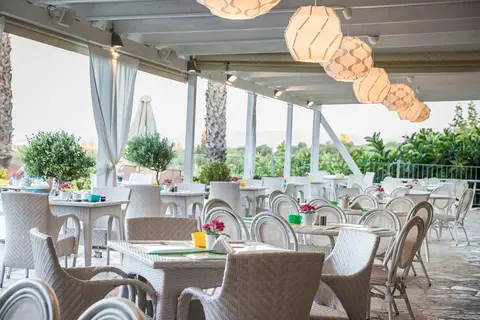 Astra Village Hotels & Suites in Σβορωνάτα — foto 6
