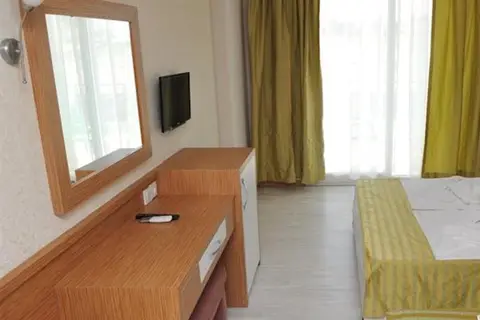 A Hotel Side in Manavgat — foto 24