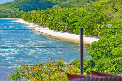 Coco de Mer Hotel & Black Parrot Suites in Anse Bois de Rose — foto 13