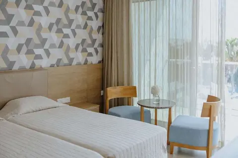 Hotel Tasia Maris Seasons in Αγία Νάπα — foto 3