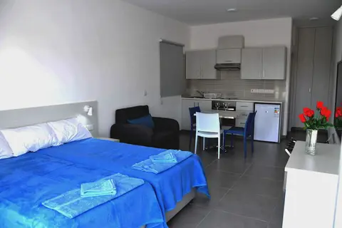 Kaos Hotel & Apartments in Ayia Napa — foto 29