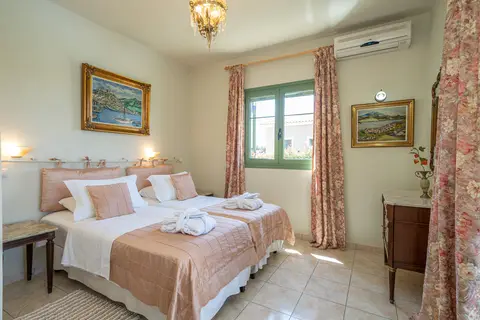 Villa's Monambeles in Ντομάτα — foto 20